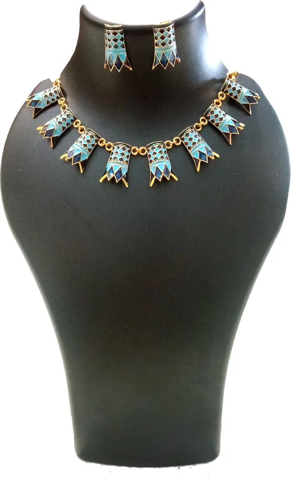 Copper_Based_Assamese_Traditional_Blue_Firozi_Thuria_Golpata_Jewellery_Set_For_Women